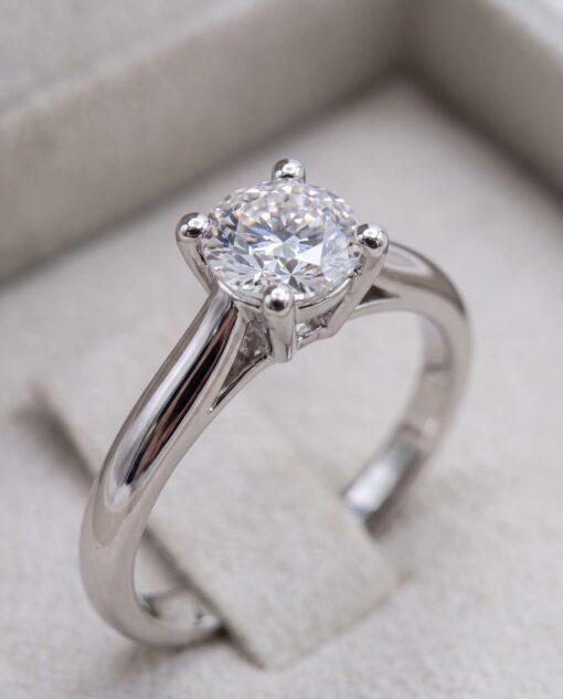 Anillo Vélisse Diamante 0,60ct F-VS IGI Oro Blanco 18K - Imagen 3